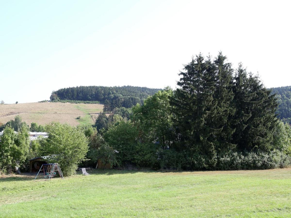 Secluded Apartment In Medebach With Terrace 外观 照片